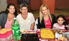 Foto de la galería: Cena, fiesta y baile en el 34° aniversario del Barrio El Territorio