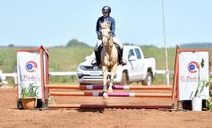 Foto de la galería: Equitación y encuentro en el Campo Hípico Casco Rosado de Posadas