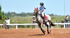 Foto de la galería: Equitación y encuentro en el Campo Hípico Casco Rosado de Posadas