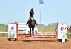 Foto de la galería: Equitación y encuentro en el Campo Hípico Casco Rosado de Posadas