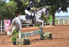 Foto de la galería: Equitación y encuentro en el Campo Hípico Casco Rosado de Posadas