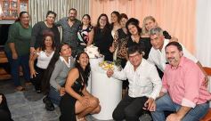 Foto de la galería: Celebración, familia y amigos en los 15 años de Fabiola Luján