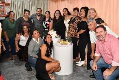 Foto de la galería: Celebración, familia y amigos en los 15 años de Fabiola Luján