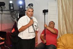 Foto de la galería: Celebración, familia y amigos en los 15 años de Fabiola Luján