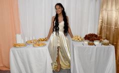 Foto de la galería: Celebración, familia y amigos en los 15 años de Fabiola Luján