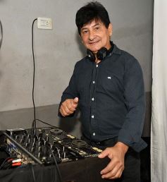 Foto de la galería: Celebración, familia y amigos en los 15 años de Fabiola Luján