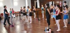 Foto de la galería: Magistral seminario de ballet con Maximiliano Guerra en Posadas