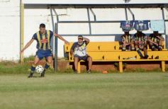 Foto de la galería: Triunfo en suspenso para los auriazules en la 1ra fecha de la Liga Posadeña