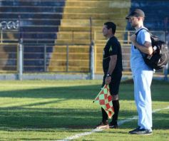 Foto de la galería: Triunfo en suspenso para los auriazules en la 1ra fecha de la Liga Posadeña