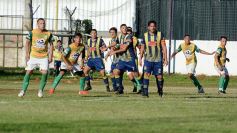 Foto de la galería: Triunfo en suspenso para los auriazules en la 1ra fecha de la Liga Posadeña