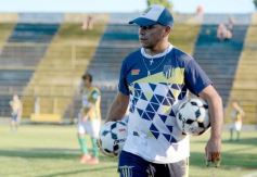 Foto de la galería: Triunfo en suspenso para los auriazules en la 1ra fecha de la Liga Posadeña