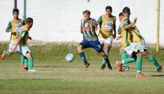 Foto de la galería: Triunfo en suspenso para los auriazules en la 1ra fecha de la Liga Posadeña