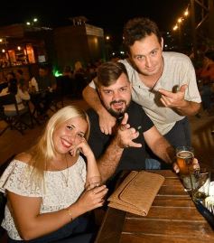 Foto de la galería: Noche de sábado y encuentro con amigos en la zona de El Brete de Posadas