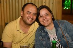 Foto de la galería: Noche de sábado y encuentro con amigos en la zona de El Brete de Posadas