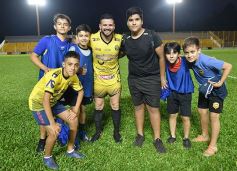 Foto de la galería: Crucero festejó en casa y lidera su zona en el Federal A