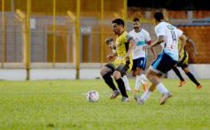 Foto de la galería: Crucero festejó en casa y lidera su zona en el Federal A