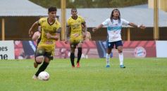 Foto de la galería: Crucero festejó en casa y lidera su zona en el Federal A