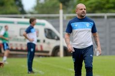 Foto de la galería: Crucero festejó en casa y lidera su zona en el Federal A