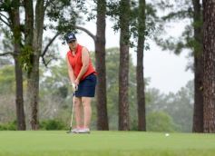 Foto de la galería: El Torneo Apertura de Golf del Tacurú brilló con neblina incluida