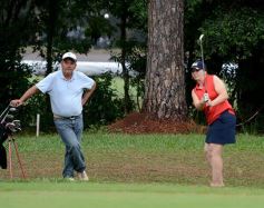 Foto de la galería: El Torneo Apertura de Golf del Tacurú brilló con neblina incluida