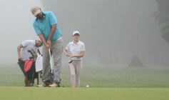 Foto de la galería: El Torneo Apertura de Golf del Tacurú brilló con neblina incluida