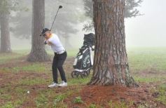 Foto de la galería: El Torneo Apertura de Golf del Tacurú brilló con neblina incluida