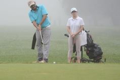 Foto de la galería: El Torneo Apertura de Golf del Tacurú brilló con neblina incluida