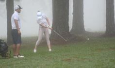 Foto de la galería: El Torneo Apertura de Golf del Tacurú brilló con neblina incluida