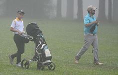 Foto de la galería: El Torneo Apertura de Golf del Tacurú brilló con neblina incluida