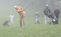 Foto de la galería: El Torneo Apertura de Golf del Tacurú brilló con neblina incluida