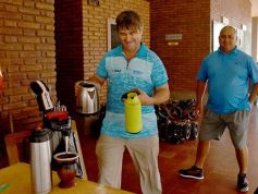 Foto de la galería: El Torneo Apertura de Golf del Tacurú brilló con neblina incluida