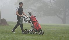 Foto de la galería: El Torneo Apertura de Golf del Tacurú brilló con neblina incluida