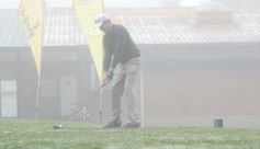 Foto de la galería: El Torneo Apertura de Golf del Tacurú brilló con neblina incluida