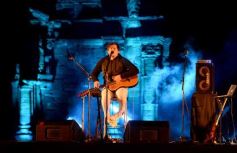 Foto de la galería: Celebración, fe y emoción en la Misa Popular de las Misiones del Jueves Santo