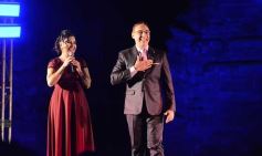 Foto de la galería: Celebración, fe y emoción en la Misa Popular de las Misiones del Jueves Santo