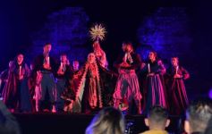 Foto de la galería: Celebración, fe y emoción en la Misa Popular de las Misiones del Jueves Santo