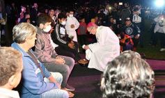 Foto de la galería: Celebración, fe y emoción en la Misa Popular de las Misiones del Jueves Santo