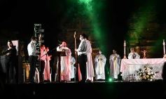 Foto de la galería: Celebración, fe y emoción en la Misa Popular de las Misiones del Jueves Santo
