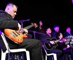 Foto de la galería: Celebración, fe y emoción en la Misa Popular de las Misiones del Jueves Santo