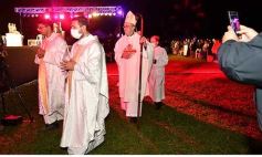 Foto de la galería: Celebración, fe y emoción en la Misa Popular de las Misiones del Jueves Santo