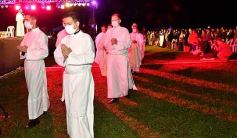 Foto de la galería: Celebración, fe y emoción en la Misa Popular de las Misiones del Jueves Santo