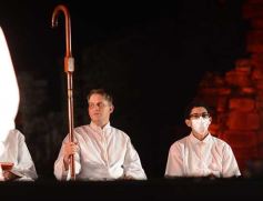 Foto de la galería: Celebración, fe y emoción en la Misa Popular de las Misiones del Jueves Santo