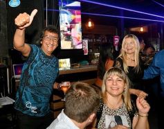 Foto de la galería: Festejos y mucho baile en la noche de viernes en Posadas