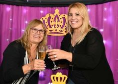 Foto de la galería: Celebración y cumpleaños por partida doble en la ciudad capital