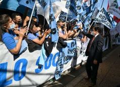 Foto de la galería: Apertura de Sesiones: Herrera Ahuad brindó el tradicional discurso del 1ro de Mayo
