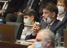 Foto de la galería: Apertura de Sesiones: Herrera Ahuad brindó el tradicional discurso del 1ro de Mayo