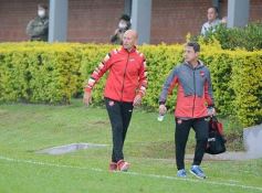 Foto de la galería: Con lluvia y uno menos en la cancha, Crucero festejó en casa