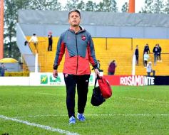 Foto de la galería: Con lluvia y uno menos en la cancha, Crucero festejó en casa