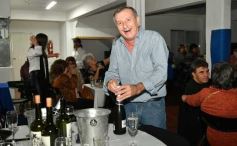 Foto de la galería: Noche Retro con Las Alas del Halcón en el Club Sarmiento