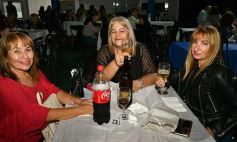 Foto de la galería: Noche Retro con Las Alas del Halcón en el Club Sarmiento